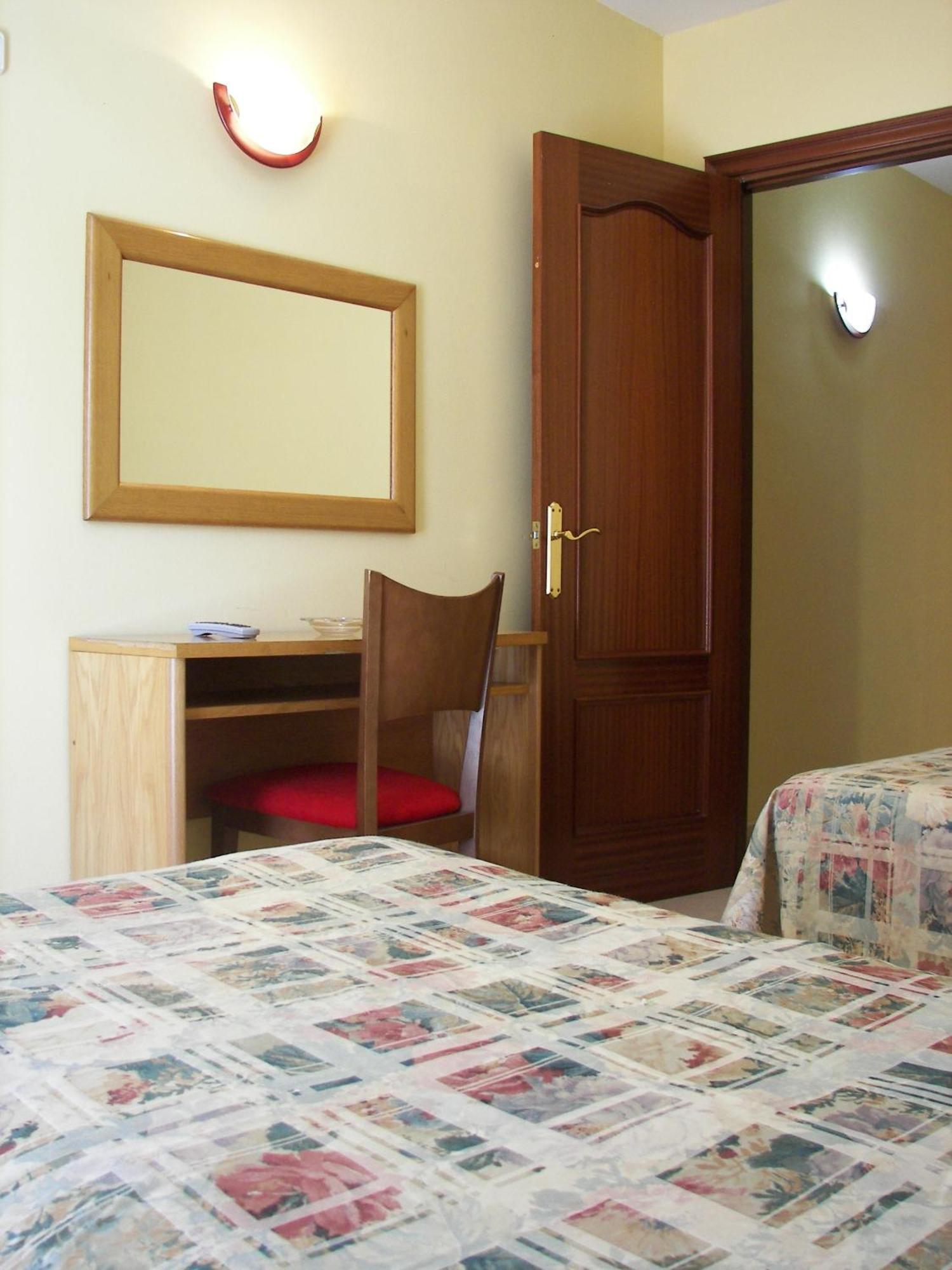 Hotel Europa Figueres  Eksteriør billede